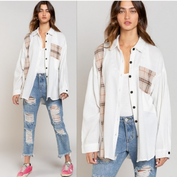 NWT POL Cream Button-Up Shirt - Picture 3 of 14